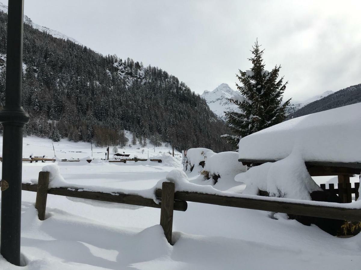 Apartamento Casa Grangeon La Thuile Exterior foto